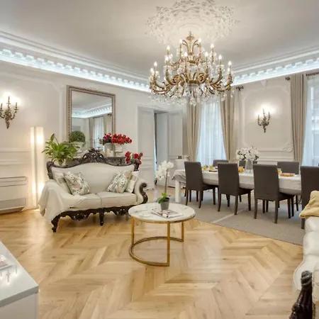 Saphir Tour Apartment Paris