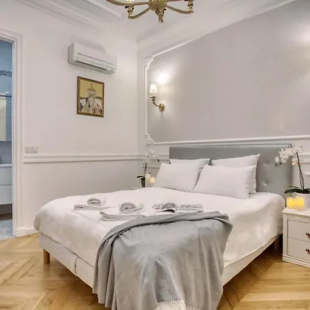 Apartment Saphir Tour Paris