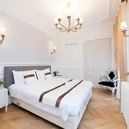 Saphir Tour Apartment *